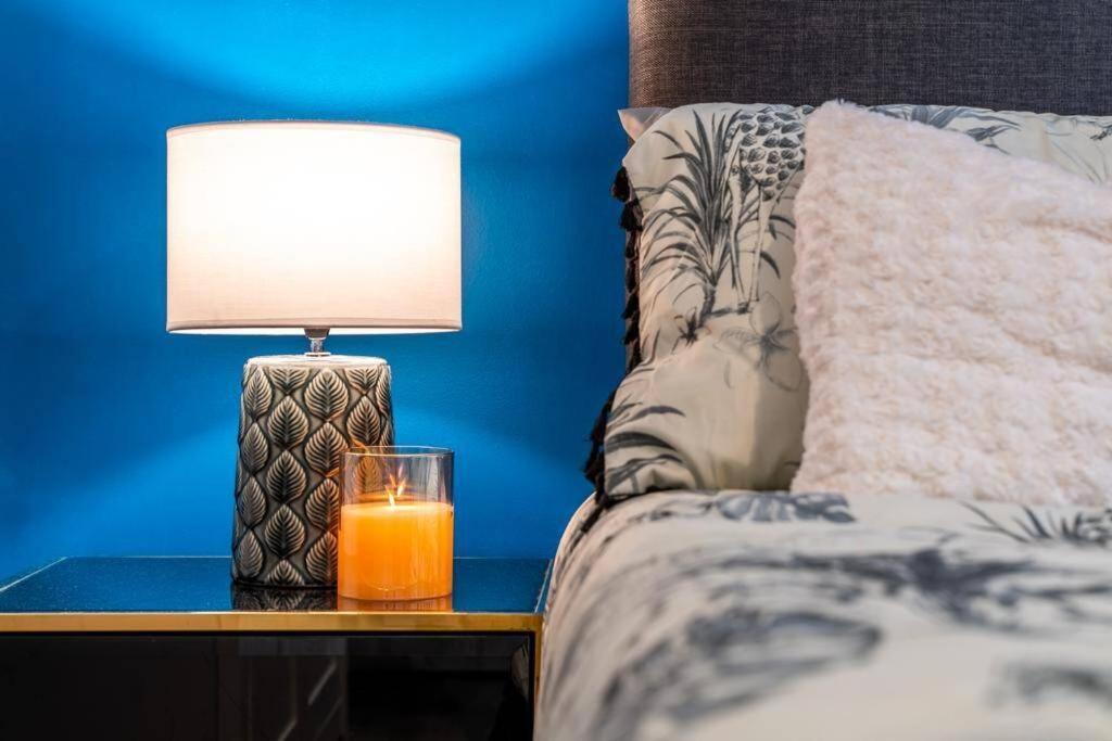 Forest View Apartment- Private Balcony Southampton Bagian luar foto